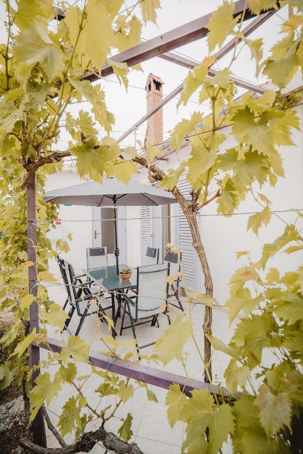 Вілла Cosy Family Friendly House Задар Екстер'єр фото