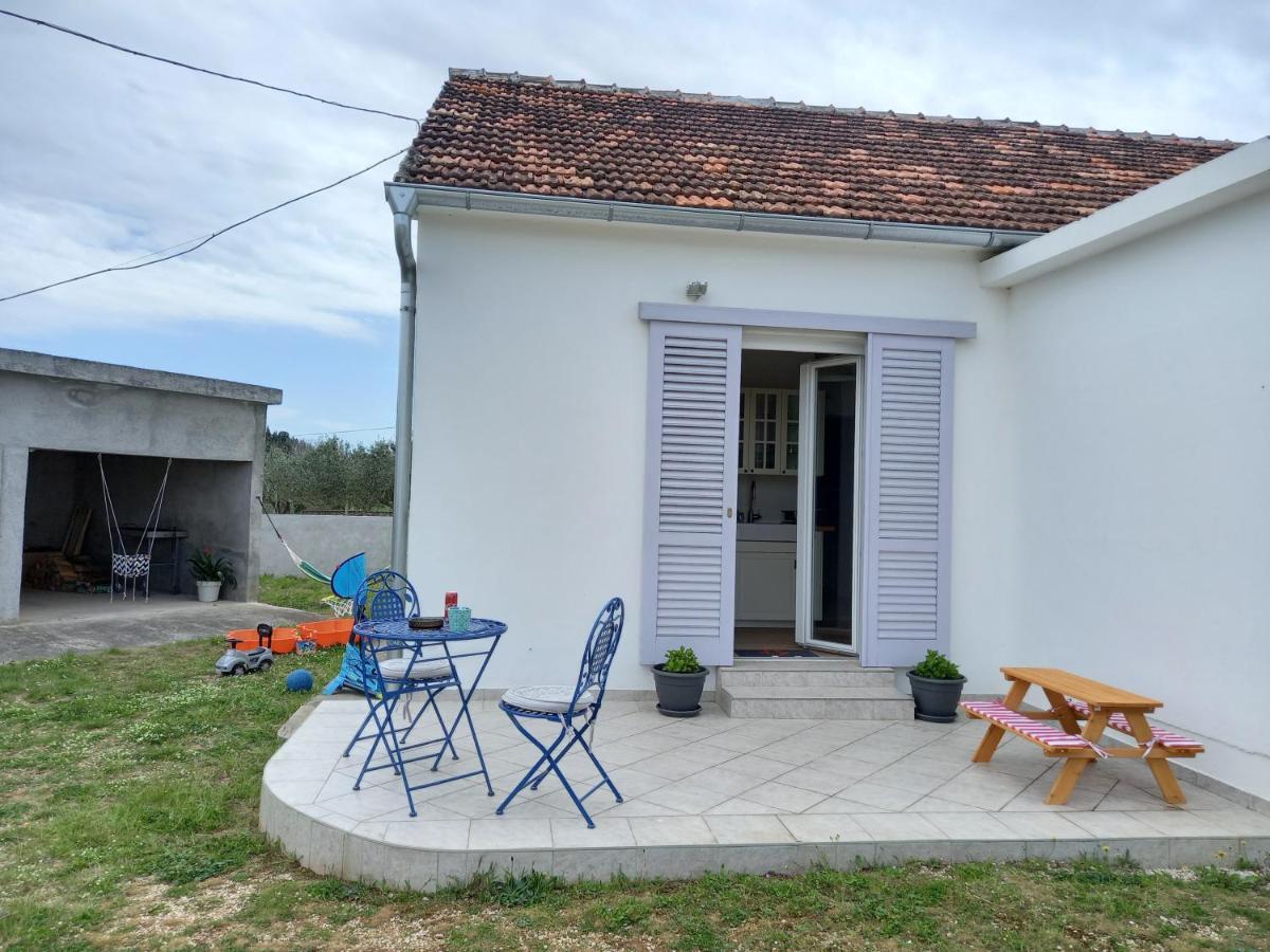 Вілла Cosy Family Friendly House Задар Екстер'єр фото